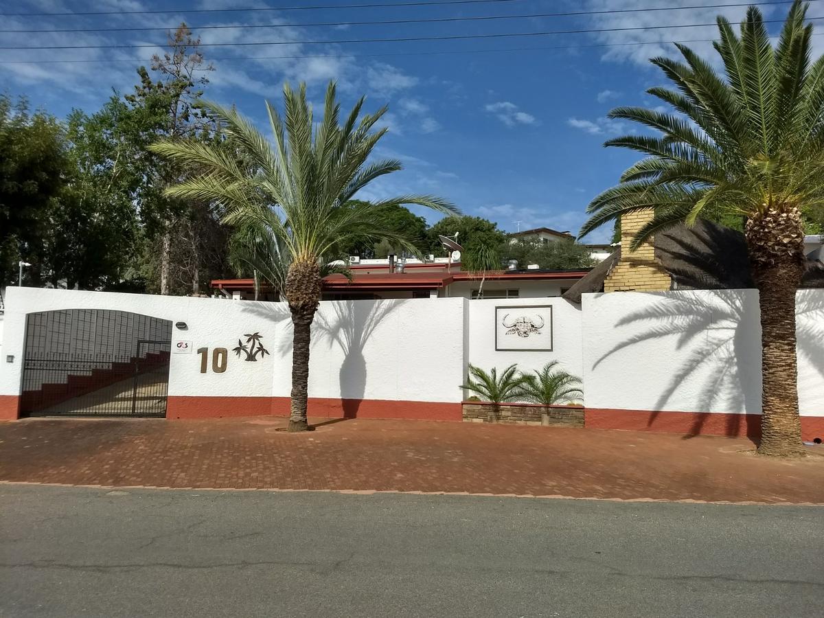 Tourmaline Guest House Windhoek Exterior photo